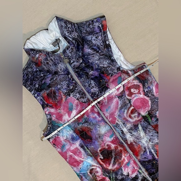 Dolcezza abstract floral vest   NWT - Picture 8 of 8